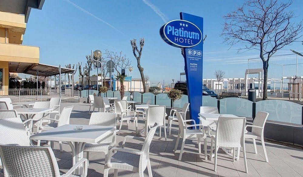 Hotel Platinum リミニ エクステリア 写真
